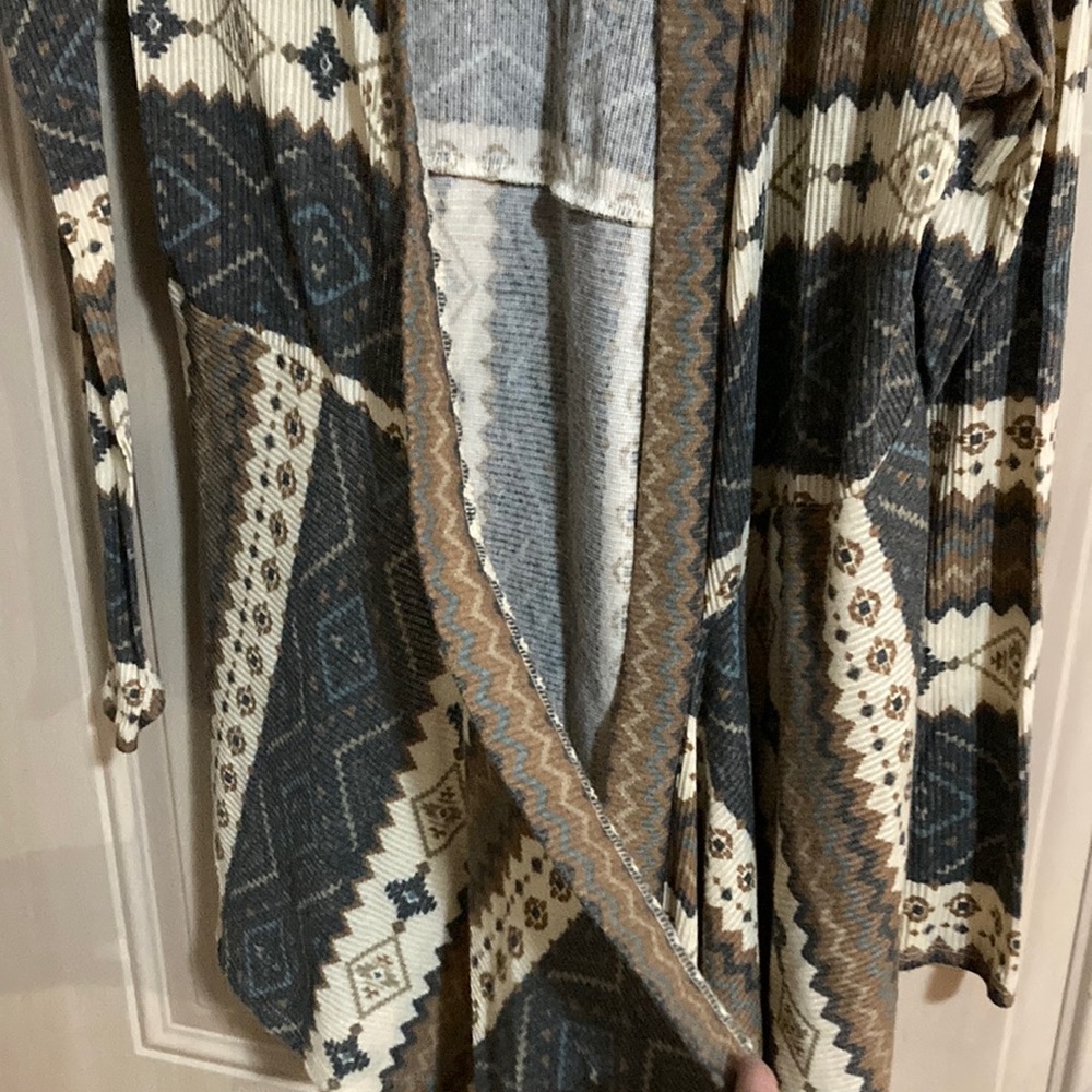 Patterned Open Front Cardigan - Picture 2 of 4